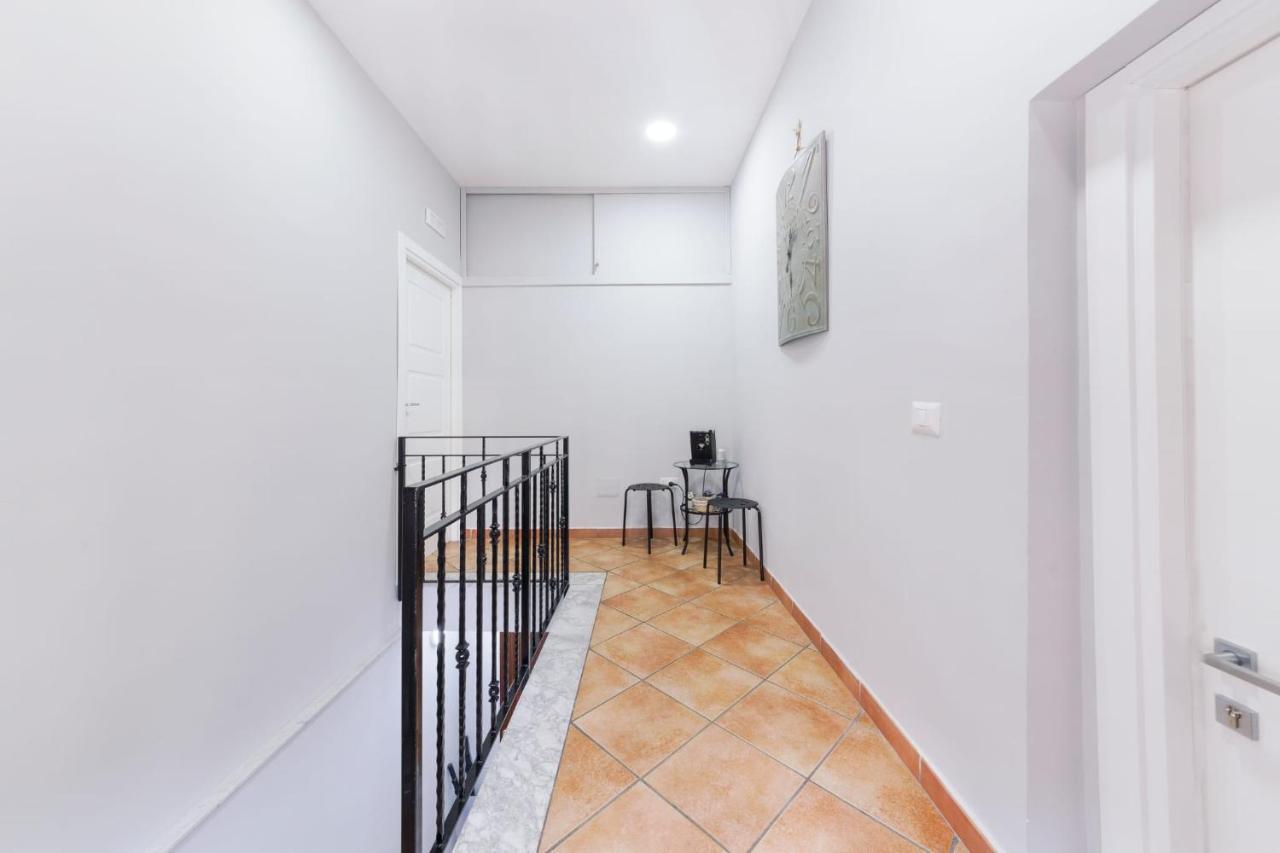 Masaniello Apartment เนเปิลส์ ภายนอก รูปภาพ