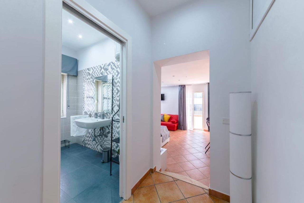 Masaniello Apartment เนเปิลส์ ภายนอก รูปภาพ
