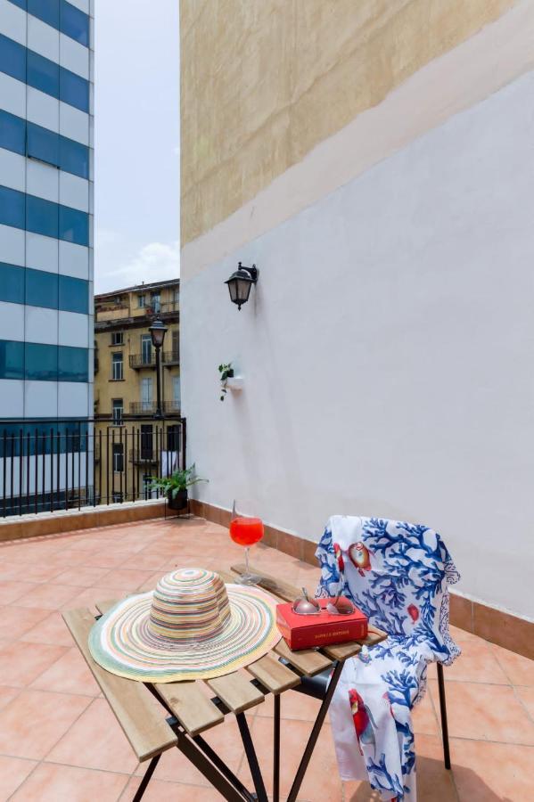 Masaniello Apartment เนเปิลส์ ภายนอก รูปภาพ