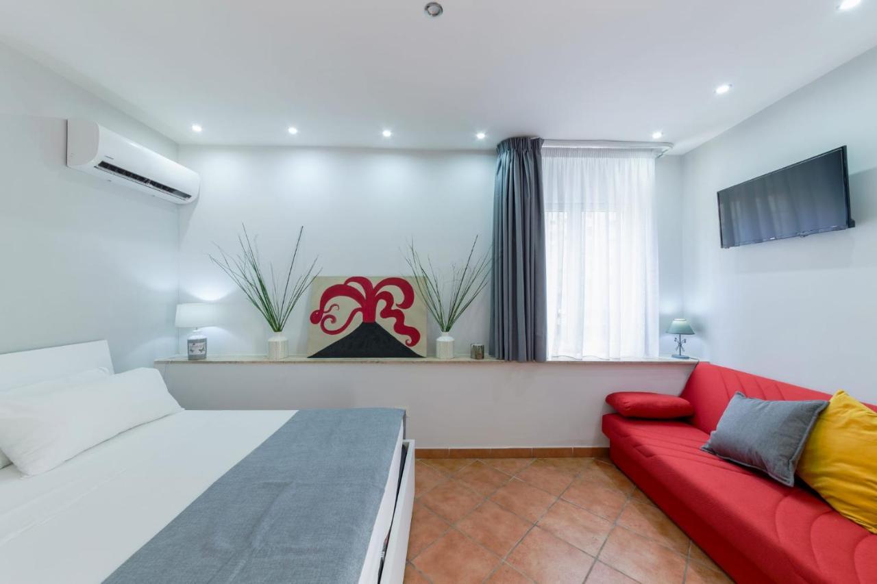 Masaniello Apartment เนเปิลส์ ภายนอก รูปภาพ