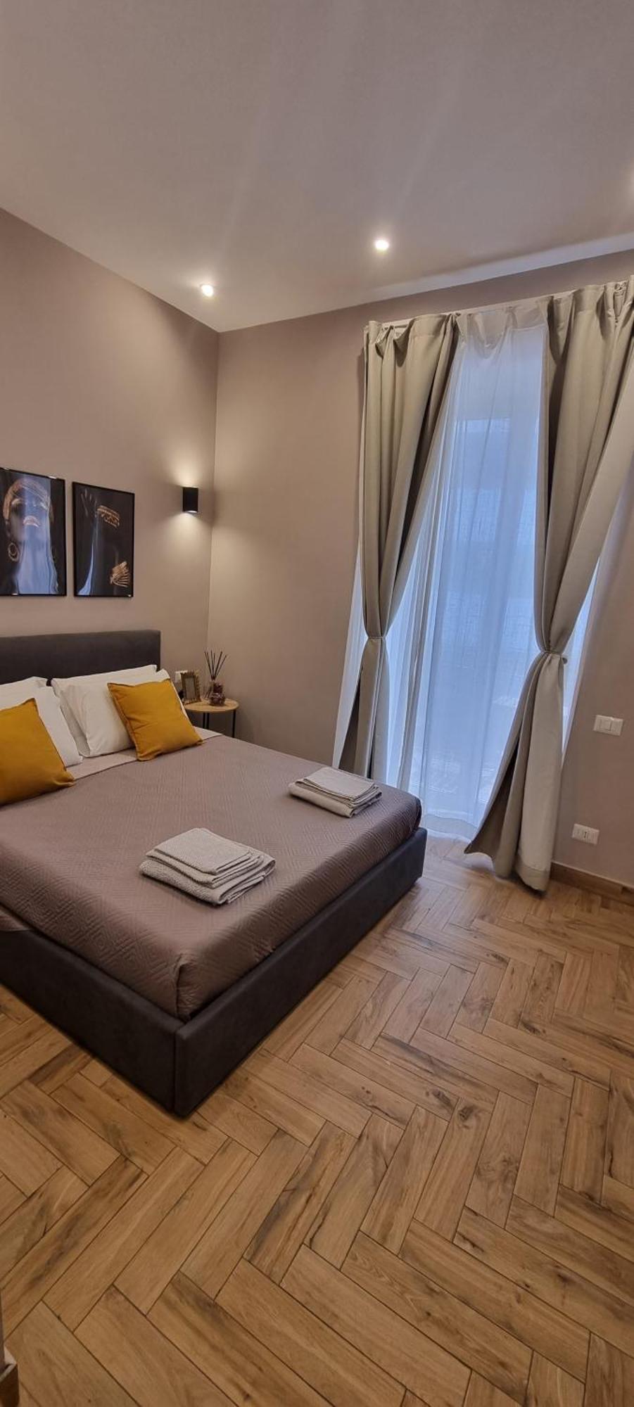Masaniello Apartment เนเปิลส์ ภายนอก รูปภาพ