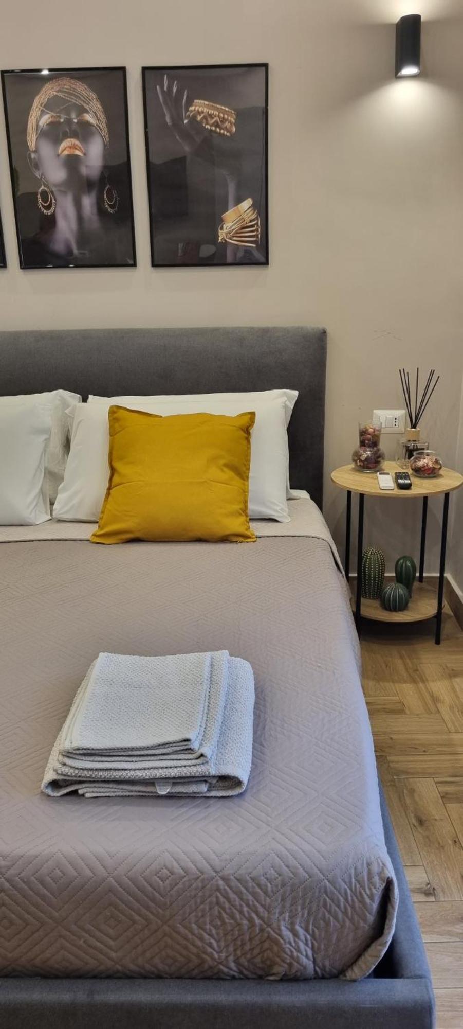 Masaniello Apartment เนเปิลส์ ภายนอก รูปภาพ
